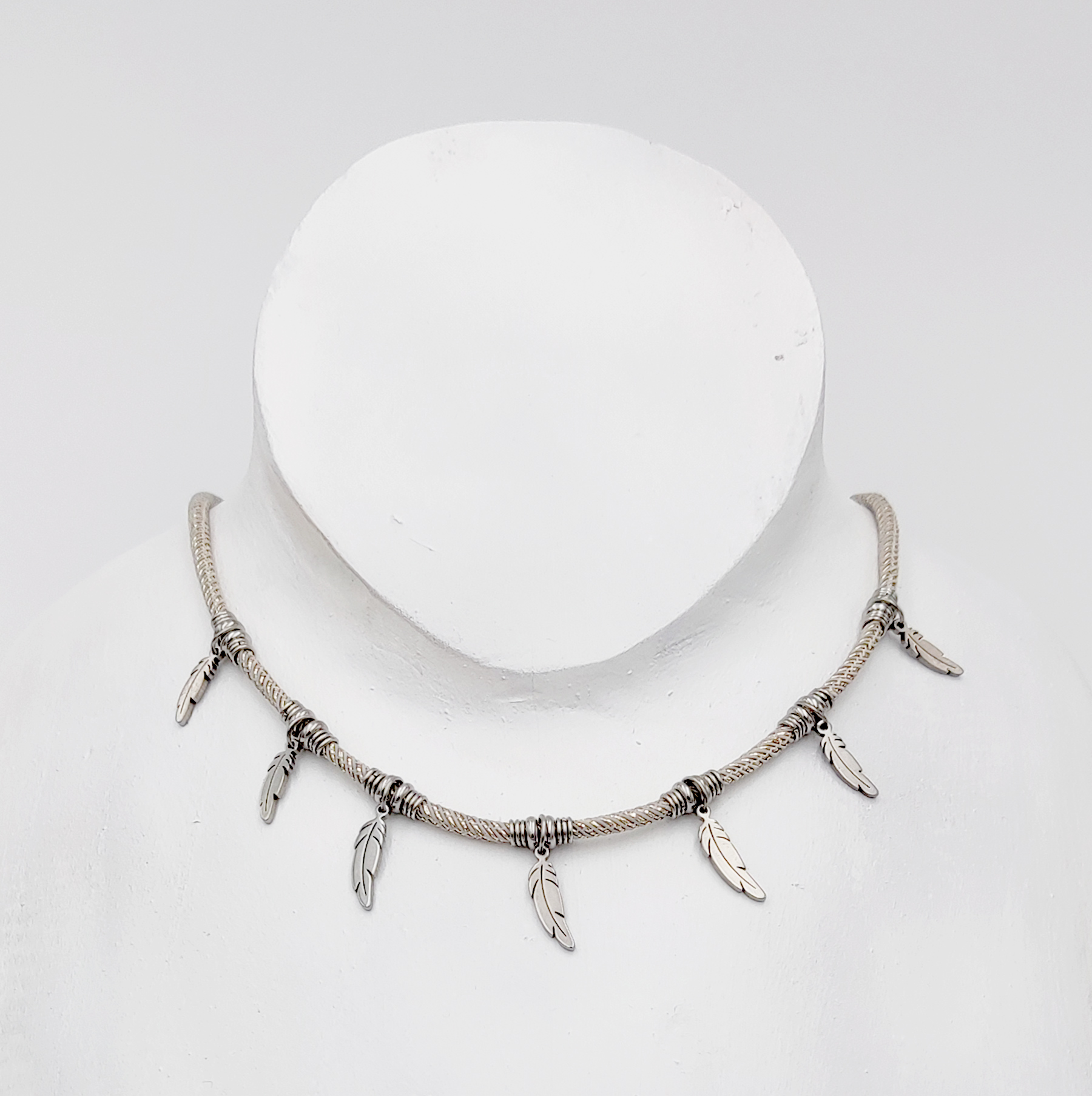 Mybiza Handmade – Cordón Pluma 3 en 1 Mujer Ibiza Milano Blanco/Plateado | Pulsera, Colgante y Tobillera | Joyería y Complementos